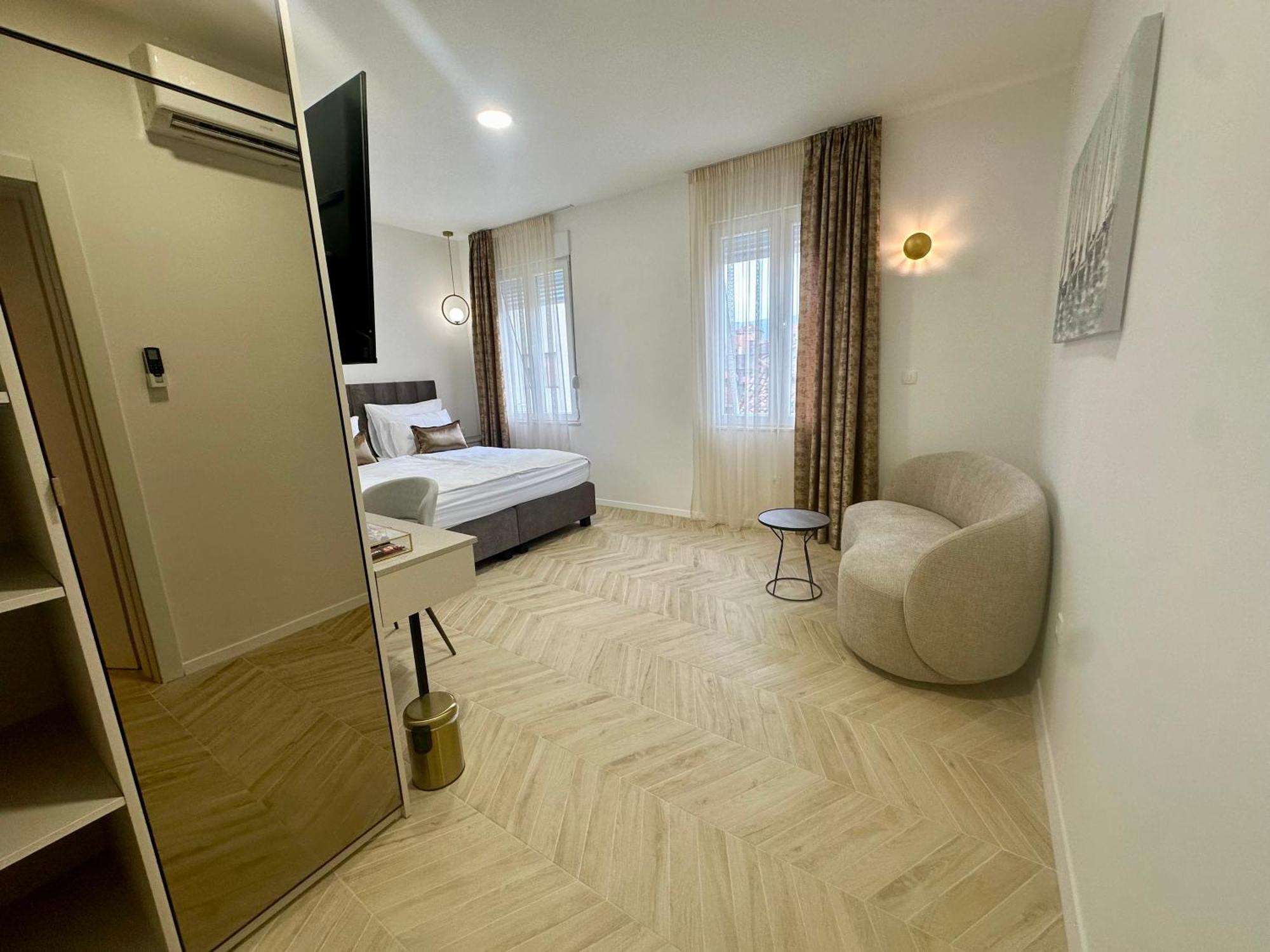 Mariani Luxury Rooms In Center สปลิท ภายนอก รูปภาพ