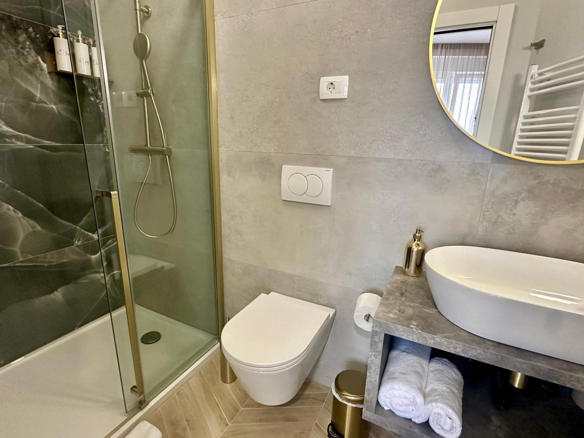 Mariani Luxury Rooms In Center สปลิท ภายนอก รูปภาพ